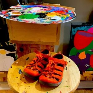 Keen girls water shoes